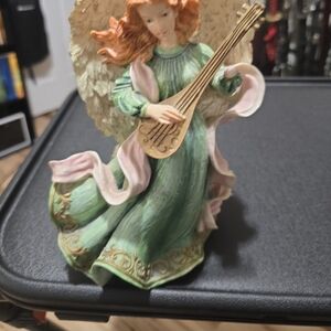 Vintage Angel with mandolin